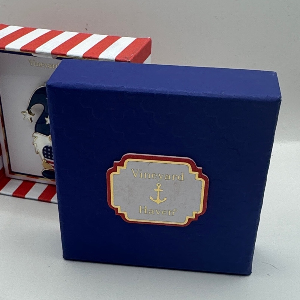 Vineyard Haven Patriotic Gnome Pin - Picture 2 of 6